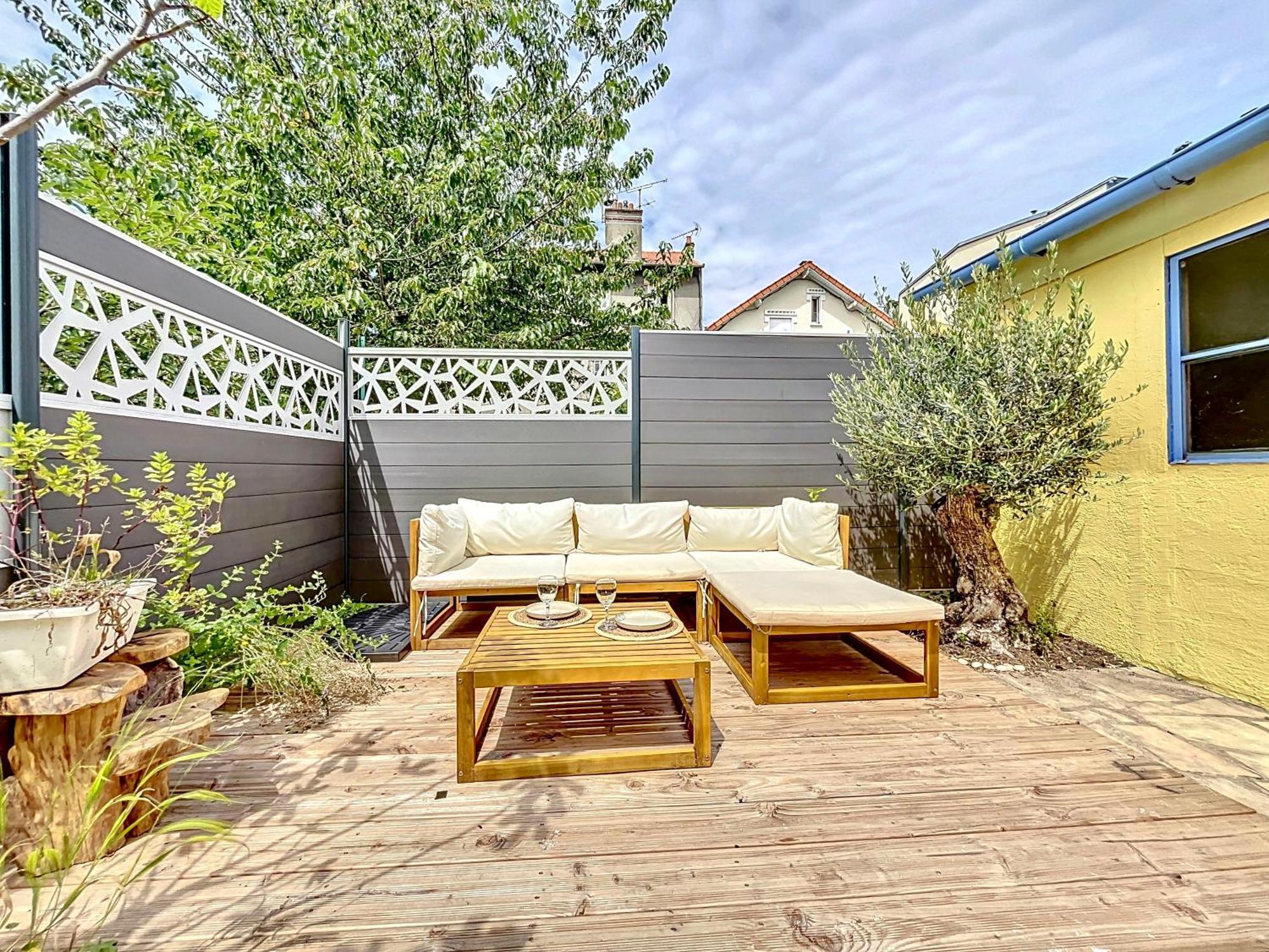 Maison Avec Jacuzzi Et Terrasse